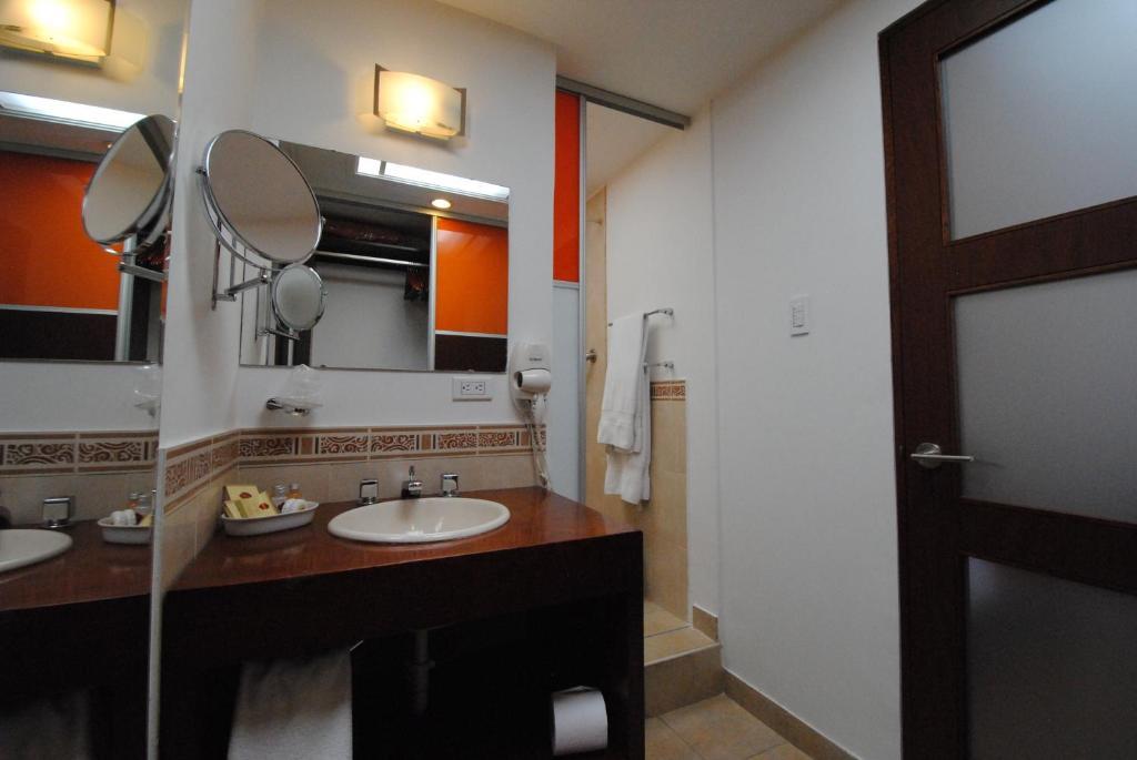 Hotel La Mansion Bogotá Zewnętrze zdjęcie